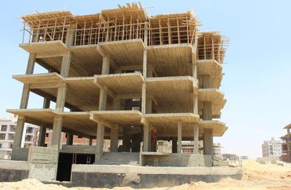 Apartment - 3 Bedrooms - 3 Bathrooms for sale in Bait Alwatan - The 5th Settlement - New Cairo City - Cairo