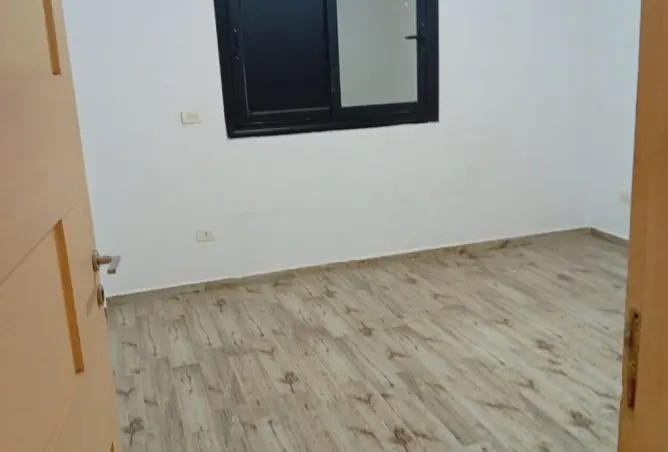 121654064 - Property Image 2