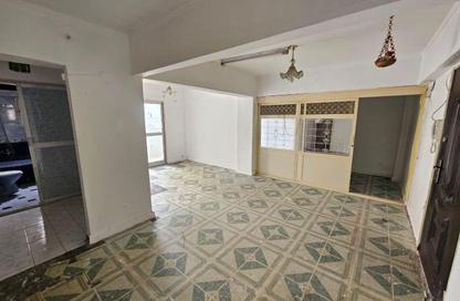 Apartment - 2 Bedrooms - 1 Bathroom for sale in 14th of May Bridge - Smouha - Hay Sharq - Alexandria