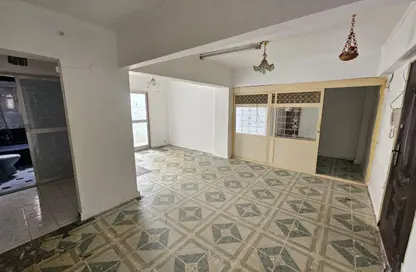 شقة - 2 غرف نوم - 1 حمام للبيع في كوبرى 14 مايو - سموحة - حي شرق - الاسكندرية