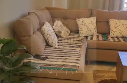 Apartment - 3 Bedrooms - 2 Bathrooms for rent in Stone Residence - 5th Settlement Compounds - The 5th Settlement - New Cairo City - Cairo