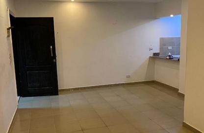 Apartment - 2 Bedrooms - 1 Bathroom for rent in Degla Gardens - Hadayek October - 6 October City - Giza