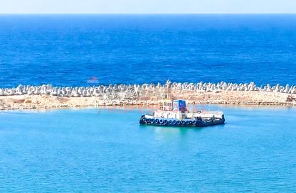 Apartment - 3 Bedrooms - 1 Bathroom for sale in Al Geish Road - Saraya - Sidi Beshr - Hay Awal El Montazah - Alexandria