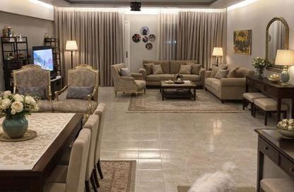 Apartment - 3 Bedrooms - 3 Bathrooms for sale in Al Rehab - New Cairo City - Cairo