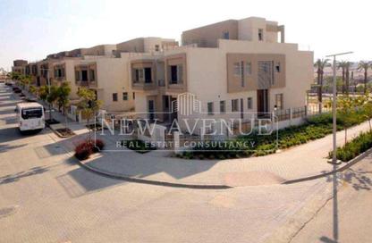 Villa - 6 Bedrooms - 7 Bathrooms for sale in Palm Hills New Cairo - 5th Settlement Compounds - The 5th Settlement - New Cairo City - Cairo