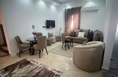 Apartment - 2 Bedrooms - 3 Bathrooms for rent in Al Narges 3 - Al Narges - New Cairo City - Cairo