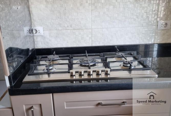 53735102 - Property Image 3