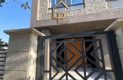 Villa - 5 Bedrooms - 4 Bathrooms for sale in New Giza - Cairo Alexandria Desert Road - 6 October City - Giza