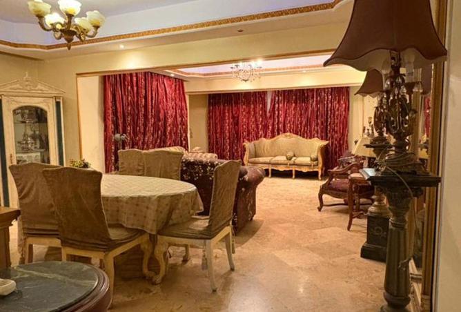 70635309 - Property Image 2