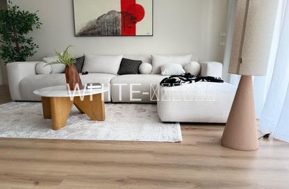 Apartment - 2 Bedrooms - 2 Bathrooms for sale in Lake View Residence - 5th Settlement Compounds - The 5th Settlement - New Cairo City - Cairo
