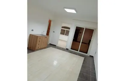 مساحات مكتبية - غرفة نوم - 1 حمام للايجار في زهراء المعادي - حي المعادي - القاهرة