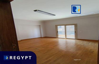 Office Space - 3 Bedrooms - 3 Bathrooms for rent in Al Nasr St. - El Laselky - New Maadi - Hay El Maadi - Cairo