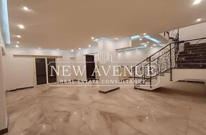 دوبلكس - 4 غرف نوم - 3 حمامات للبيع في شارع بيرم التونسي - النرجس 1 - النرجس - مدينة القاهرة الجديدة - القاهرة