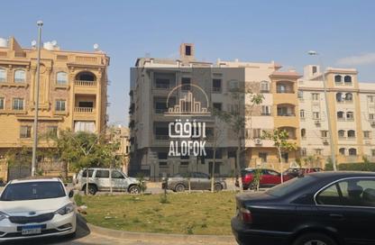 Apartment - 3 Bedrooms - 2 Bathrooms for sale in South Investors Area - New Cairo City - Cairo