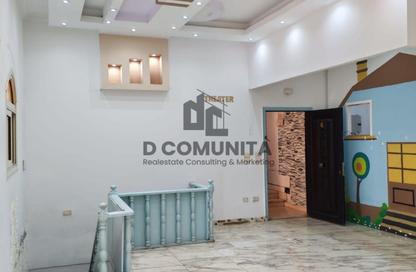 Office Space - 6 Bedrooms - 3 Bathrooms for rent in Area G - Ganoob El Acadimia - New Cairo City - Cairo
