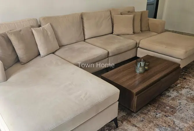 104881743 - Property Image 2