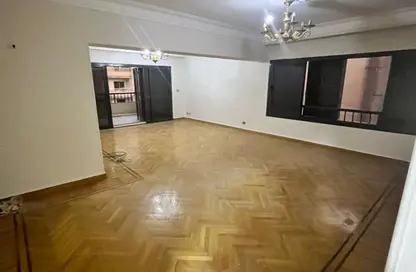 Apartment - 3 Bedrooms - 2 Bathrooms for sale in Al Sefarat District - Nasr City - Cairo
