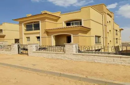 Villa - 4 Bedrooms - 5 Bathrooms for sale in Stone Park - 5th Settlement Compounds - The 5th Settlement - New Cairo City - Cairo