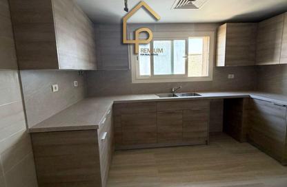 (بنتهاوس  (روف - 3 غرف نوم - 3 حمامات للايجار في نيو جيزة - طريق مصر اسكندرية الصحراوي - مدينة 6 أكتوبر - الجيزة