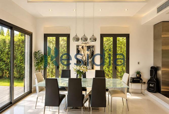104595608 - Property Image 2
