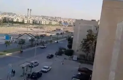 Apartment - 2 Bedrooms - 1 Bathroom for sale in 11th District - Sheikh Zayed City - Giza