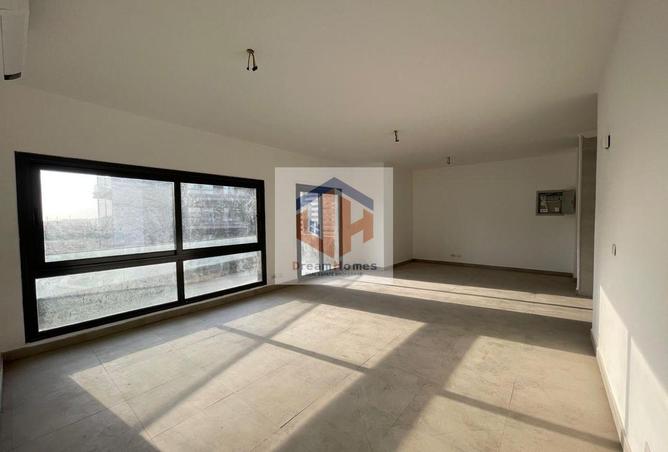 8667702 - صورة العقار 2