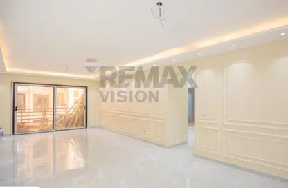 شقة - 3 غرف نوم - 3 حمامات للبيع في فالوري انطونيادس - سموحة - حي شرق - الاسكندرية