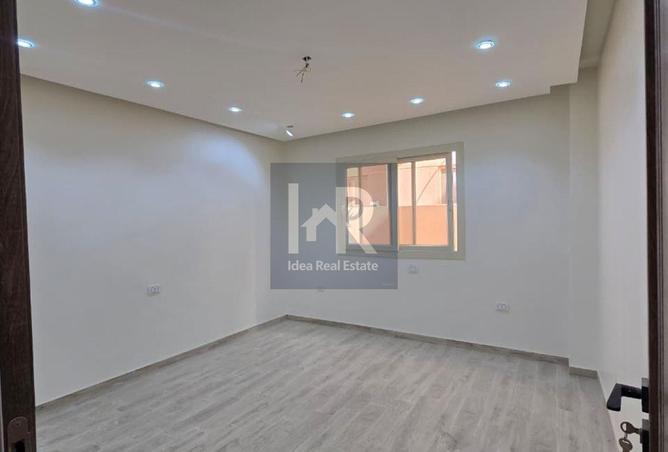 8688028 - Property Image 2