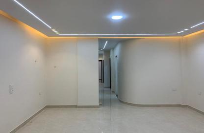 Apartment - 3 Bedrooms - 2 Bathrooms for sale in Al Andalus District - New Cairo City - Cairo