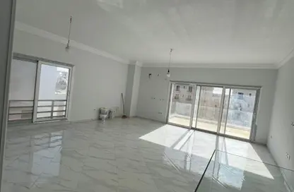 Duplex - 3 Bedrooms - 3 Bathrooms for sale in Garden Residence - Hyde Park - New Cairo City - Cairo