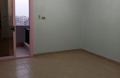 Apartment - 2 Bedrooms - 1 Bathroom for rent in Al Sebaq St. - Roxy - Heliopolis - Masr El Gedida - Cairo