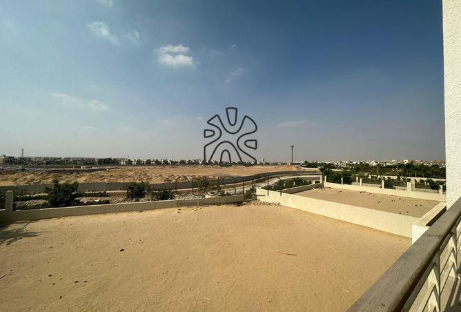 61208237 - صورة العقار 2