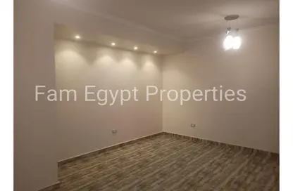 Apartment - 3 Bedrooms - 3 Bathrooms for sale in Street17 - District 3 - The 5th Settlement - New Cairo City - Cairo