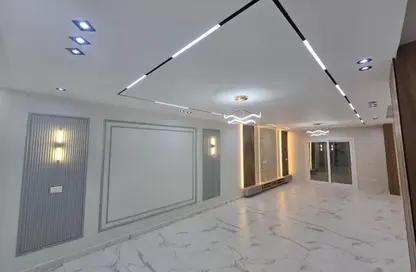 شقة - 3 غرف نوم - 2 حمامات للبيع في البوابة الثالثة - منقرع - حدائق الاهرام - الجيزة