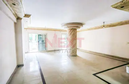 شقة - 3 غرف نوم - 2 حمامات للبيع في شارع عبد المنعم الدليل - ثروت - حي شرق - الاسكندرية