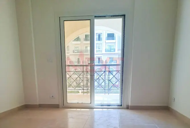 64137851 - Property Image 3