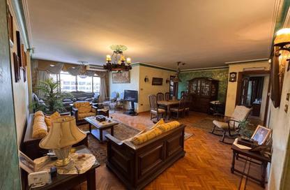 Apartment - 3 Bedrooms - 1 Bathroom for sale in Hassan Ma'moon St. - 6th Zone - Nasr City - Cairo