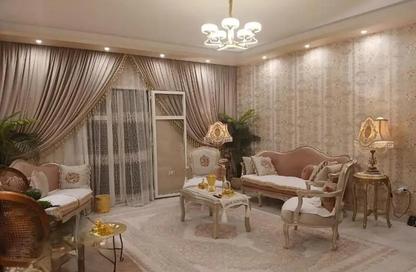 Apartment - 2 Bedrooms - 2 Bathrooms for sale in Garden Residence - Hyde Park - New Cairo City - Cairo