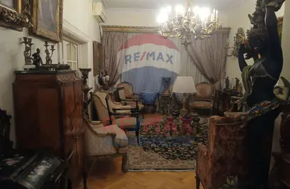 Apartment - 3 Bedrooms - 2 Bathrooms for sale in Garden City - Cairo Apartment - 3 Bedrooms - 2 Bathrooms for sale in Garden City - Cairo