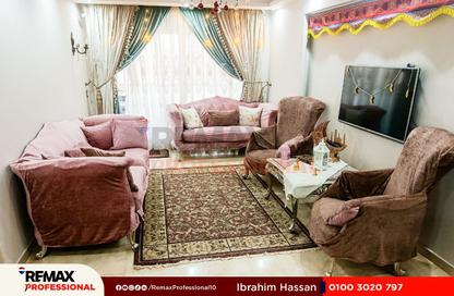 Apartment - 3 Bedrooms - 1 Bathroom for sale in Al Qasem St.   Mostafa Kamel Road - El Montazah - Hay Than El Montazah - Alexandria