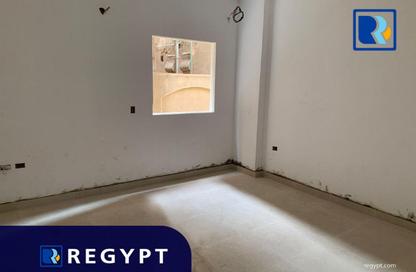 Office Space - 3 Bedrooms - 3 Bathrooms for rent in Al Laselky St. - El Laselky - New Maadi - Hay El Maadi - Cairo