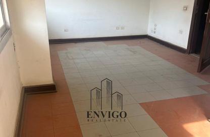 Apartment - 4 Bedrooms - 2 Bathrooms for sale in Al Hegaz St. - El Mahkama Square - Heliopolis - Masr El Gedida - Cairo Apartment - 4 Bedrooms - 2 Bathrooms for sale in Al Hegaz St. - El Mahkama Square - Heliopolis - Masr El Gedida - Cairo