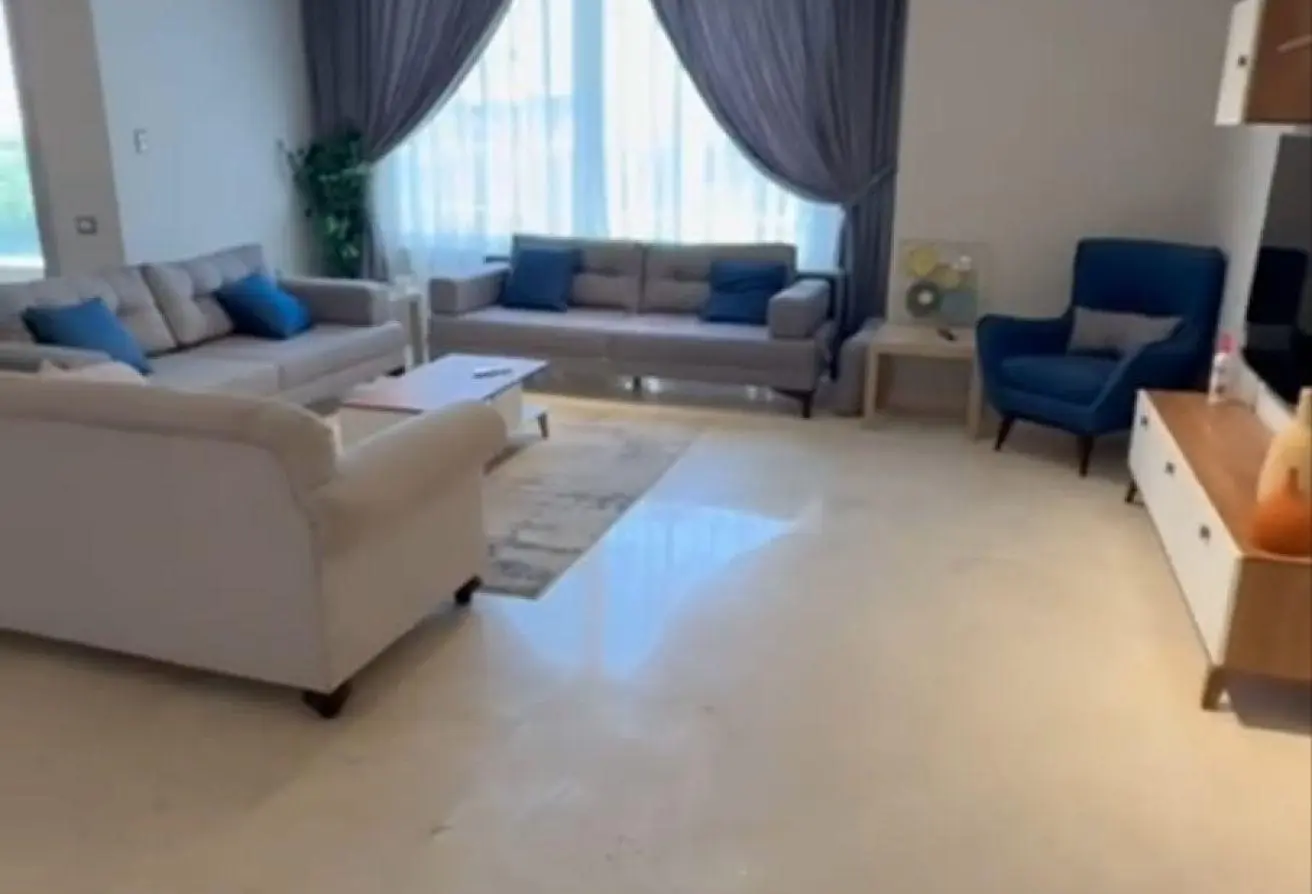 82863920 - Property Main Image