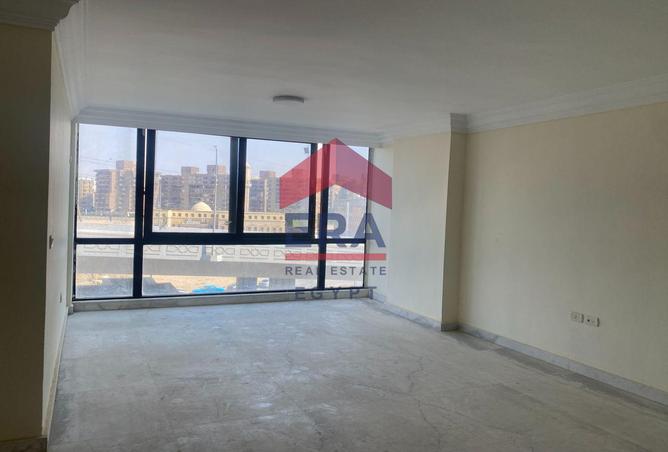 63130238 - Property Image 2