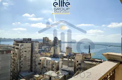 شقة - 3 غرف نوم - 2 حمامات للبيع في الأزاريطة - حي وسط - الاسكندرية