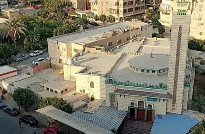 Apartment - 3 Bedrooms - 2 Bathrooms for sale in Mousa Ibn Naseer St. - Al Hadiqah Al Dawliyah - 7th District - Nasr City - Cairo