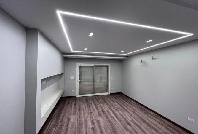 8654682 - Property Image 3