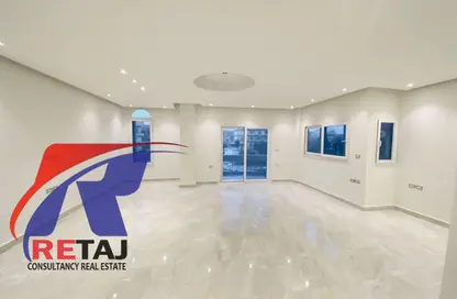 شقة - 4 غرف نوم - 2 حمامات للايجار في المنطقة أ - حى جنوب الاكايمية - مدينة القاهرة الجديدة - القاهرة