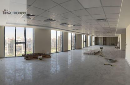 Office Space - Studio - 1 Bathroom for rent in Hyde Park Business District Mall - South Teseen St. - The 5th Settlement - New Cairo City - Cairo