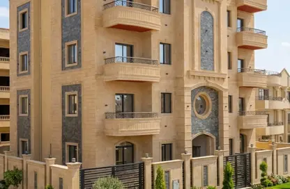 Apartment - 5 Bedrooms - 3 Bathrooms for sale in Al Nabatat St. - West Somid - 6 October City - Giza